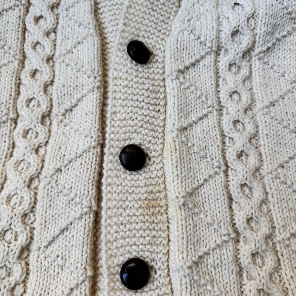 Vintage Cozy Irish Wool Cream Cable Knit Cardigan - Picture 6 of 15